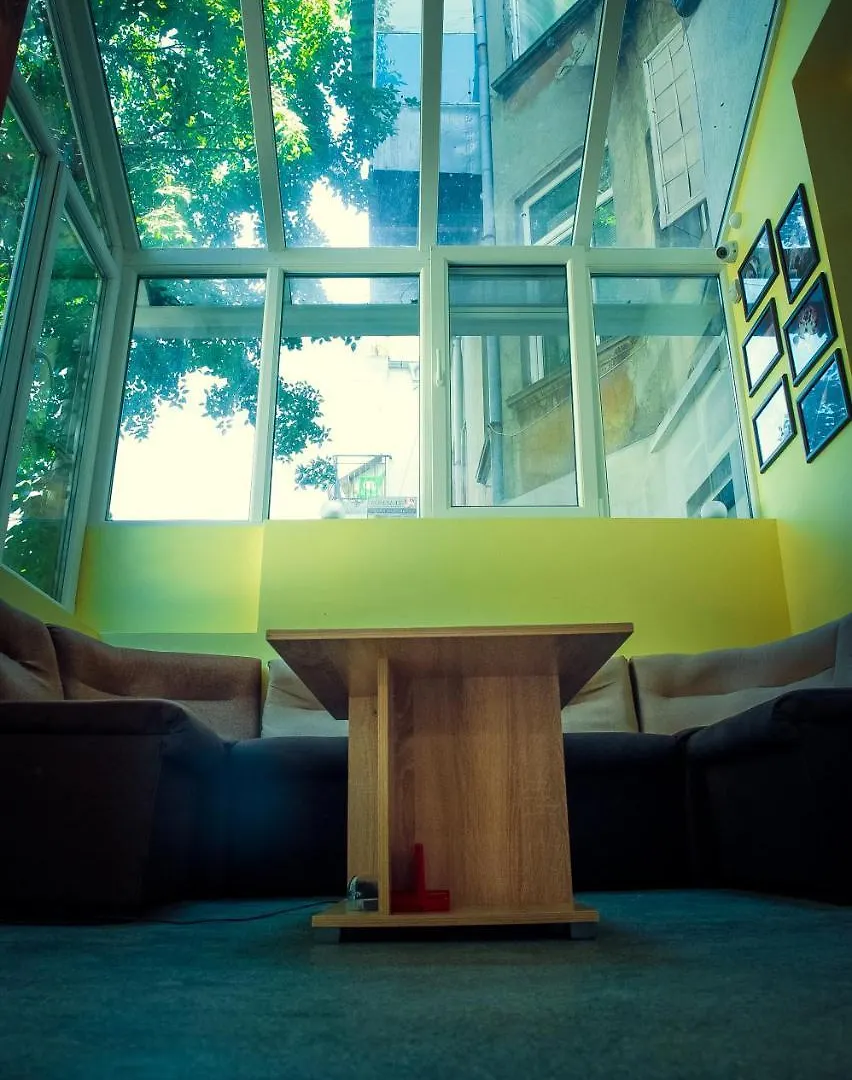 אכסניה הוסטל וארנה Gagarin House