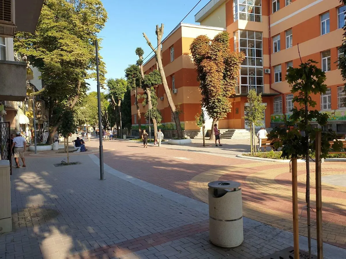הוסטל וארנה Gagarin House 0*,  בולגריה